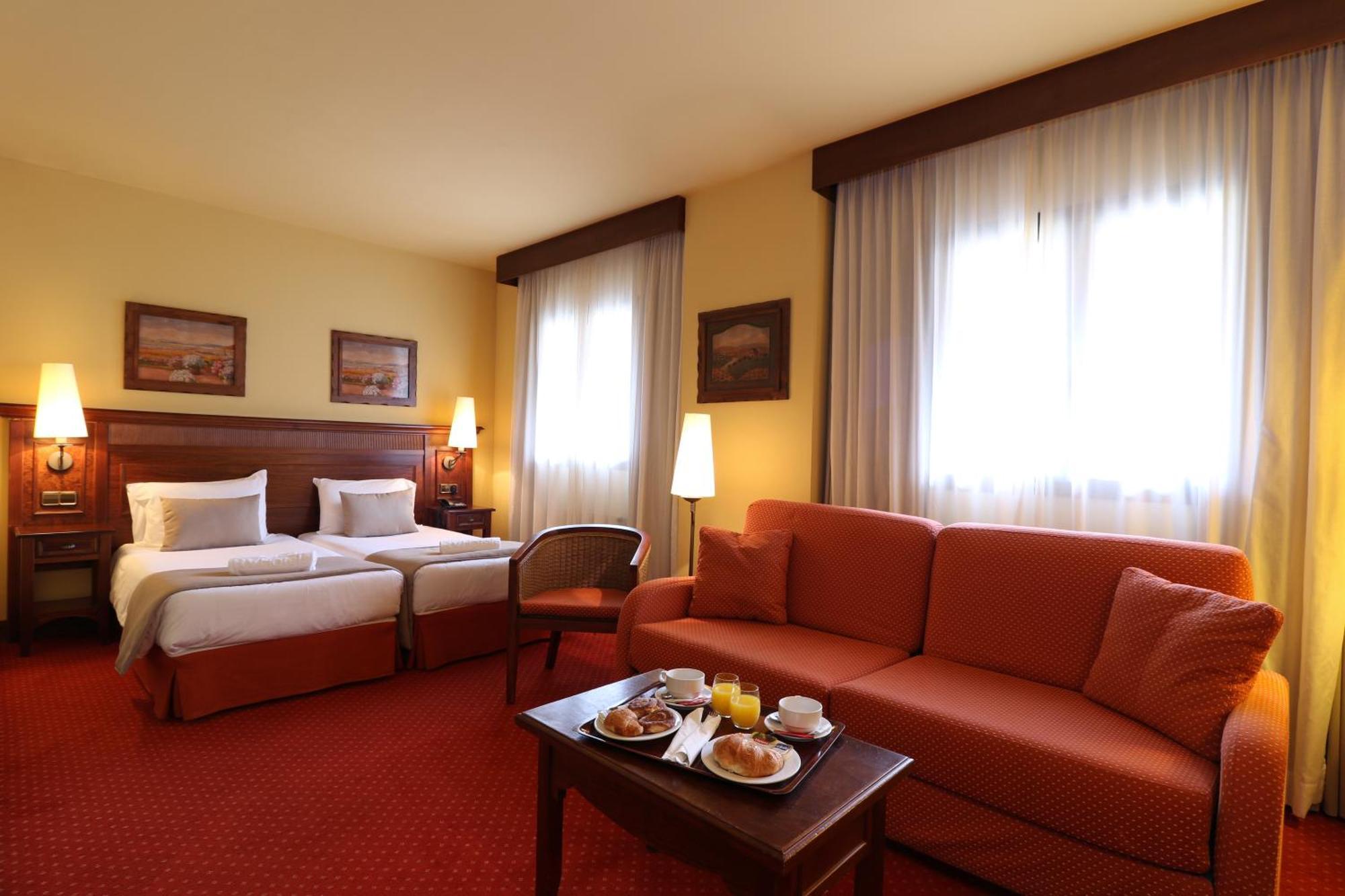Rvhotels Tuca Вьелья Экстерьер фото