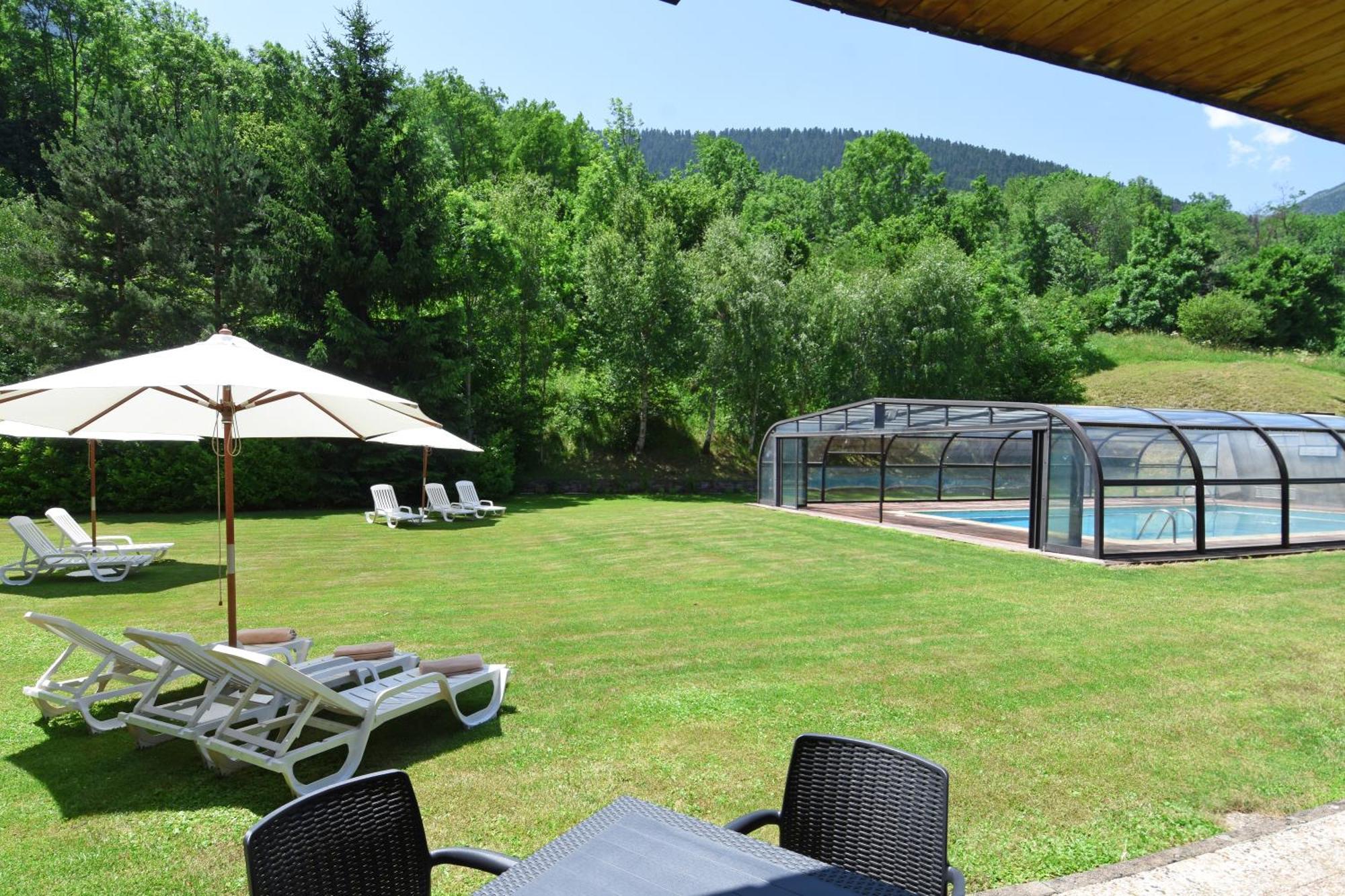 Rvhotels Tuca Вьелья Экстерьер фото